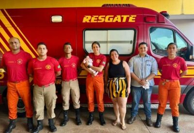Imagem da notícia Corrida contra o tempo: Família corre para o quartel e Bombeiros de Costa Rica salvam vida de bebê engasgada